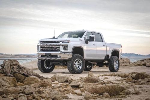 ReadyLift 8"Lift Kit & Falcon Shocks 20+ GM HD