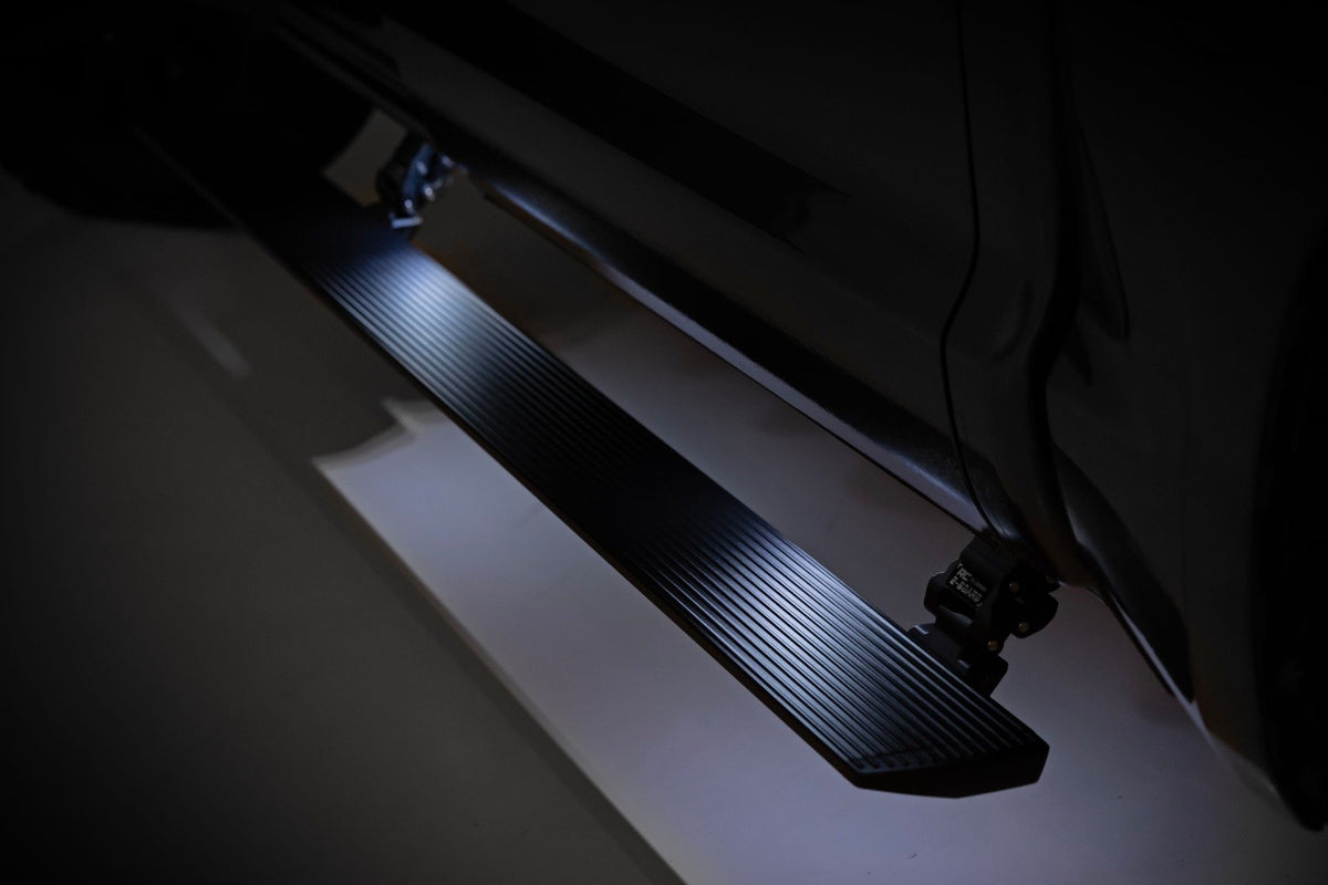 Power Running Boards | Dual Electric Motor | Double Cab | Chevy/GMC 1500/2500HD/3500HD (19-26)
