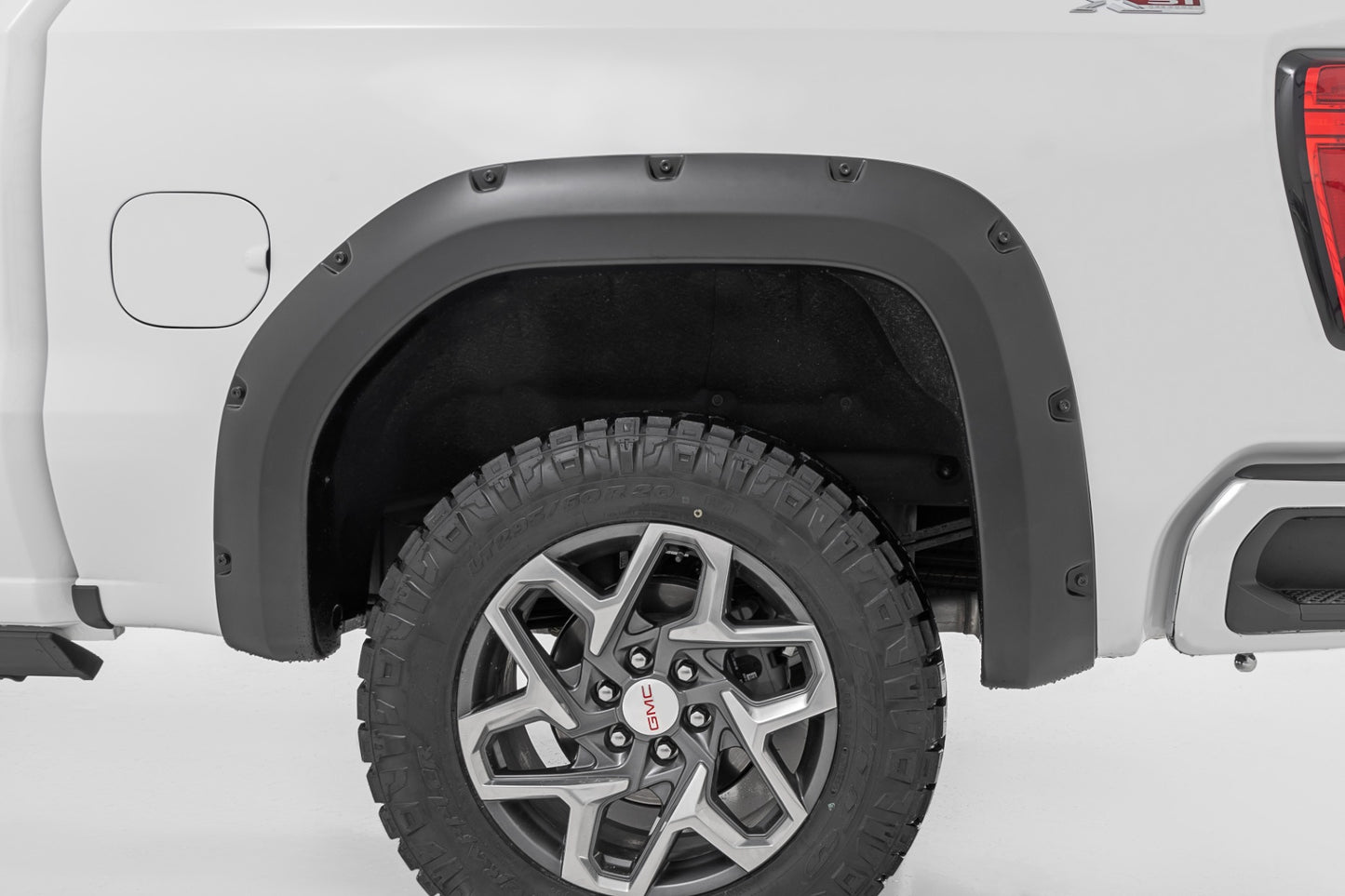 Fender Flares | 5IS Silver Ice | GMC Sierra 1500 2WD/4WD (2019-2025 & Classic)