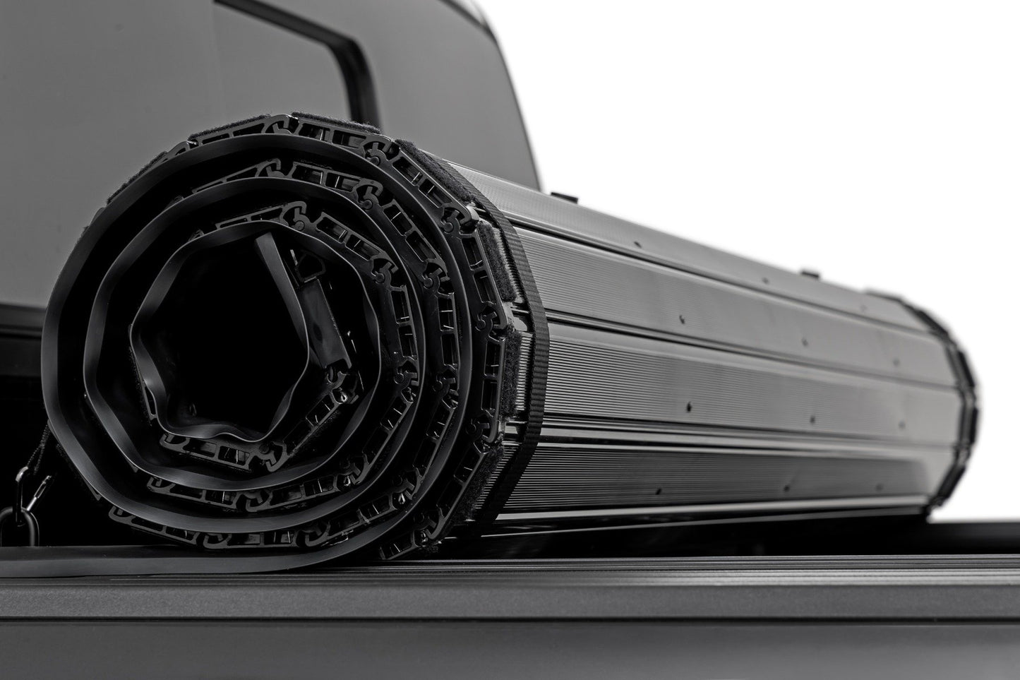 Hard Roll Up Bed Cover | 6'10" Bed | Ford F-250/F-350 Super Duty (17-26)