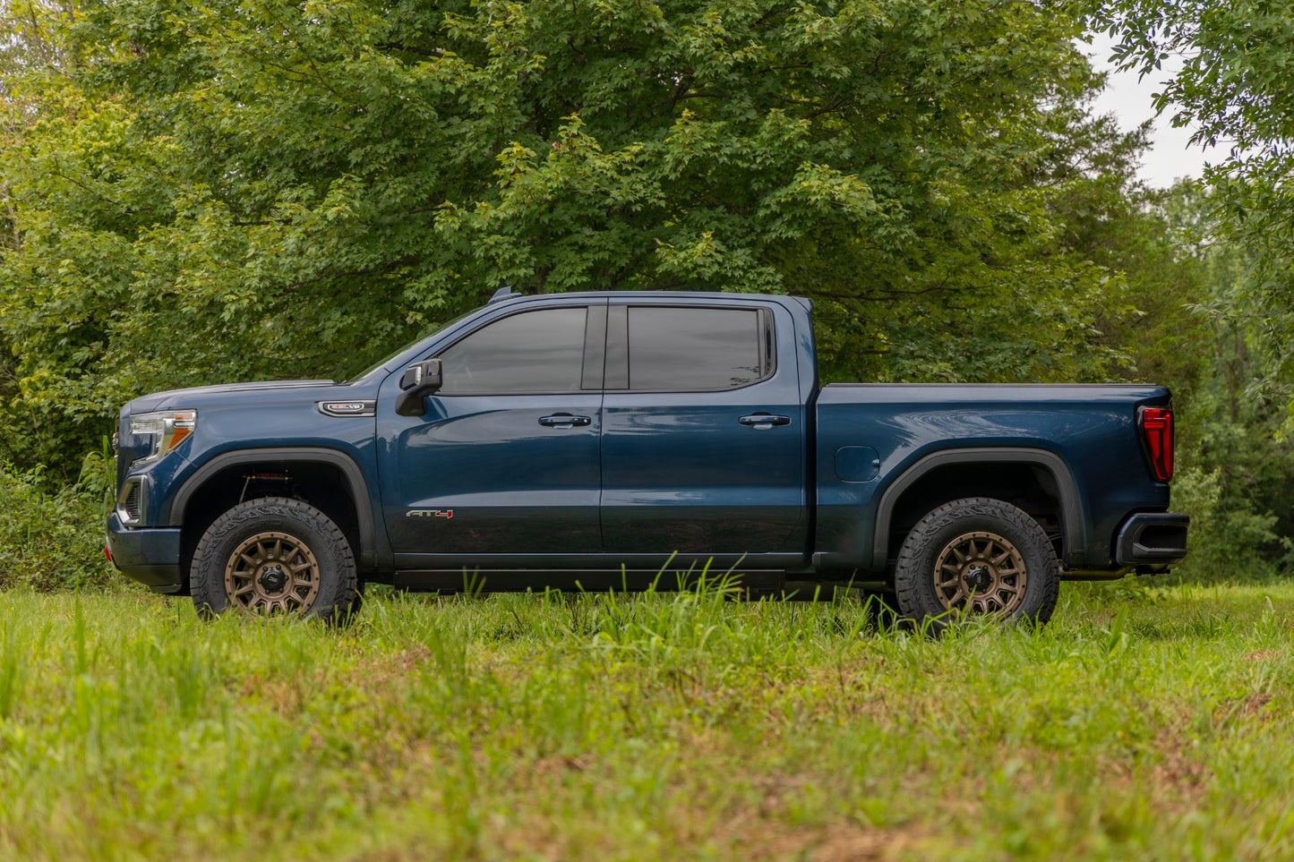 3.5 Inch Lift Kit | Mono Leaf Rear | GMC Sierra 1500 2WD/4WD (2019-2024 & Classic)