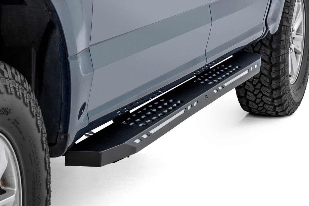 AC2 Running Boards | Amber/White | Crew Cab | Ford F-150/Lightning/F-250/F-350/Raptor (15-26)