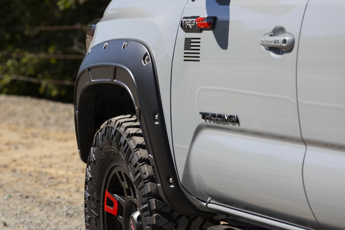 Fender Flares | Defender | 8W7 Blue Crush | Toyota Tacoma 2WD/4WD (2016-2023)