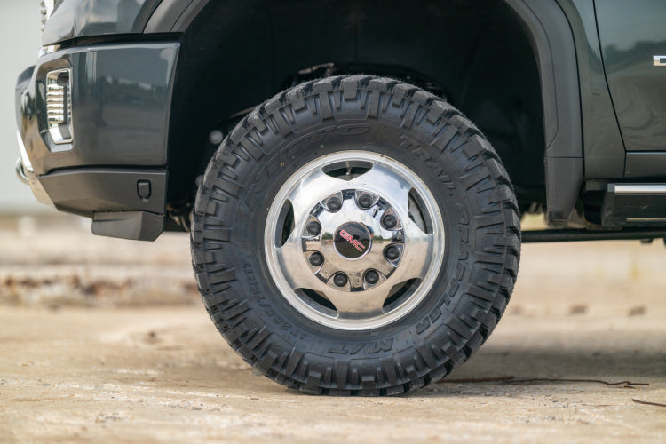 3 INCH LIFT KIT CHEVY/GMC SIERRA 3500 HD/SILVERADO 3500 HD (20-23)