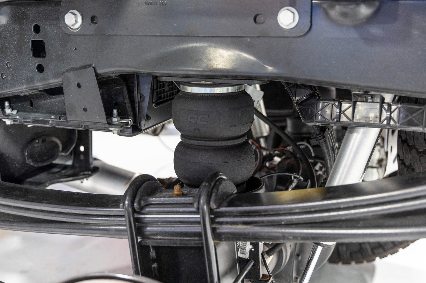Air Spring Kit | Ford F-250/F-350 Super Duty 4WD (2017-2025)