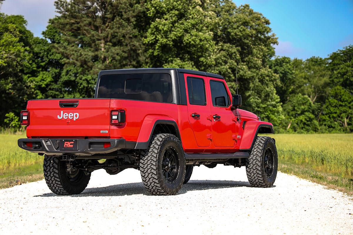 3.5 Inch Lift Kit | Springs | M1 | Jeep Gladiator JT 4WD (2024-2025)