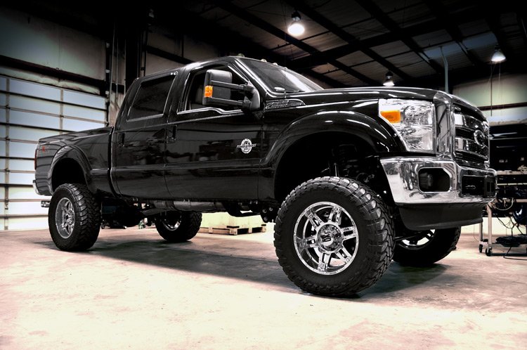 6" FORD SUPERDUTY SUSPENSION LIFT KIT (11-14 F-250 4WD)